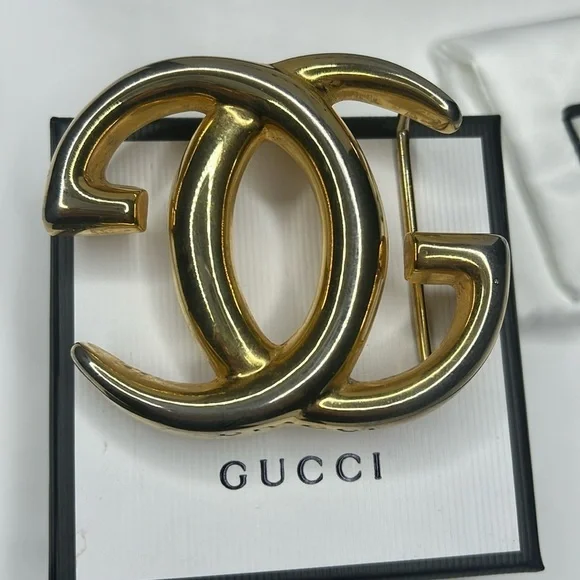 Gucci Large 3” Goldtone Belt Buckle With Bag and Box - Picture 2 of 4